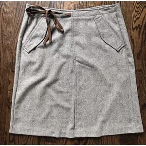 united colors of benetton wool skirt sz. 8 grey